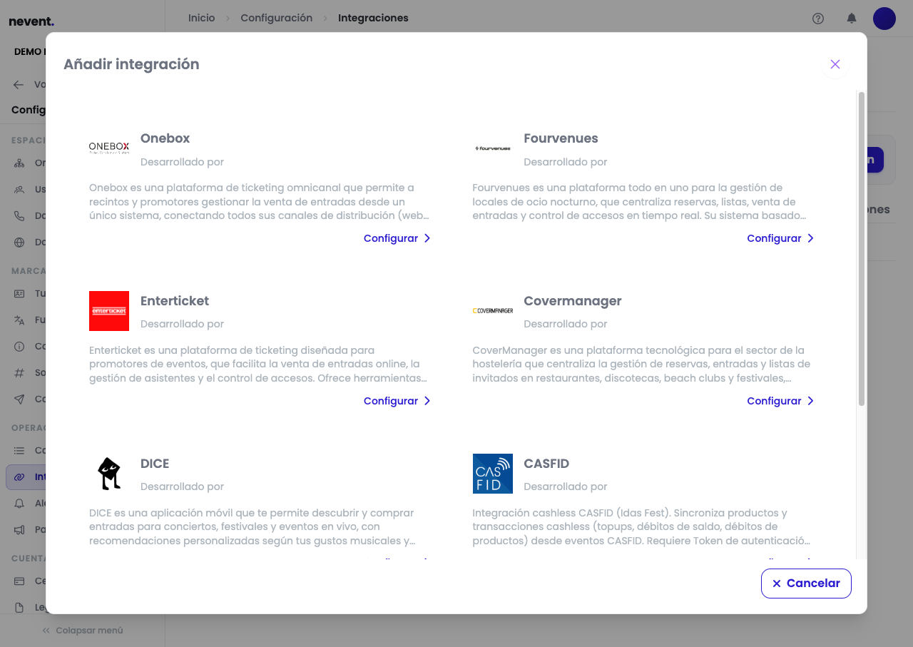 Ventana "Añadir integración" con las tarjetas de los proveedores disponibles, cada una con su descripción y un botón "Configurar"