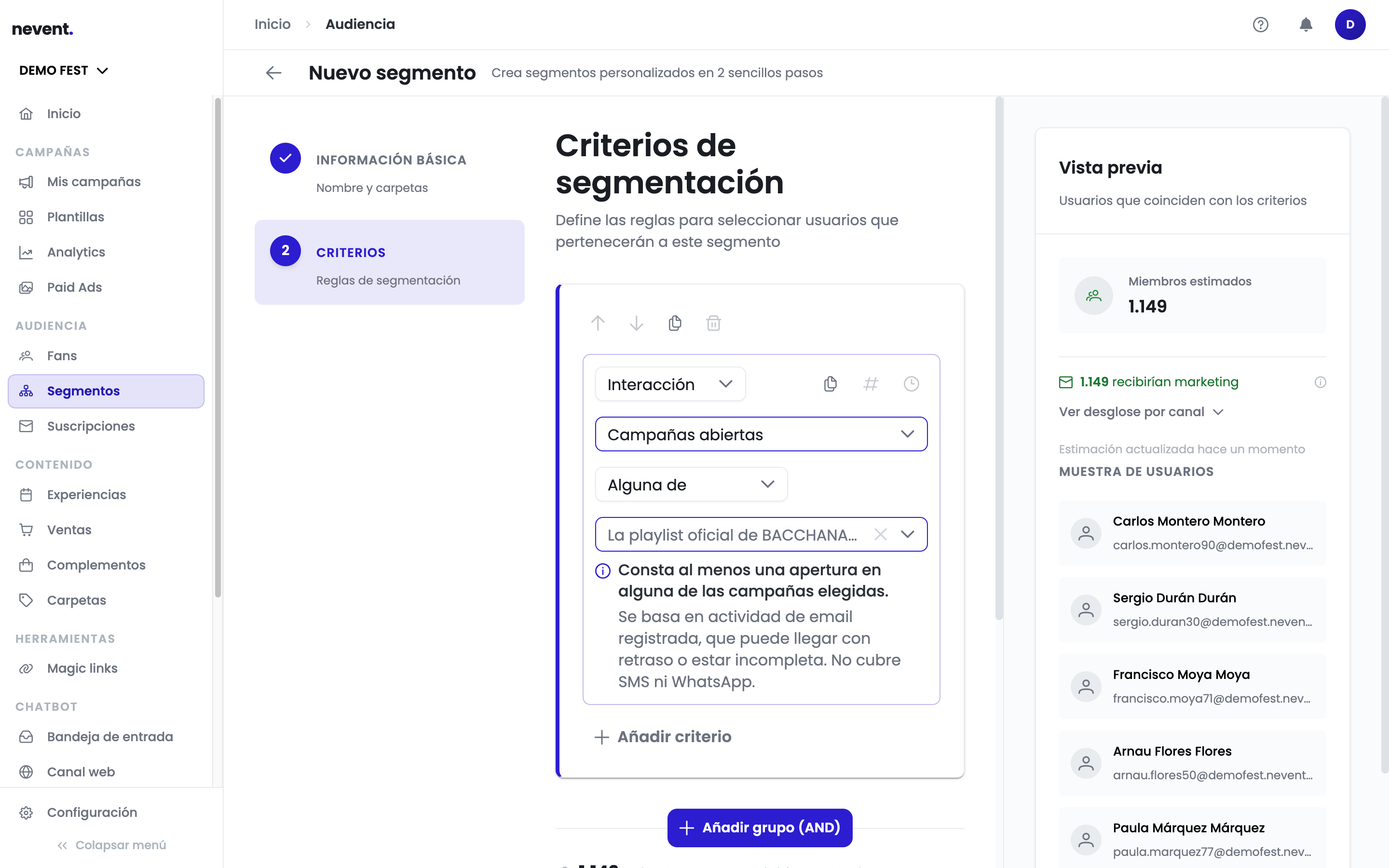 Editor de segmentos con el criterio Interacción → Campañas abiertas, operador Alguna de y la campaña «La playlist oficial de BACCHANALIA ya está aquí» seleccionada; debajo, el texto «Consta al menos una apertura en alguna de las campañas elegidas» y la nota de que se basa en actividad de email registrada; la vista previa estima 1.149 miembros