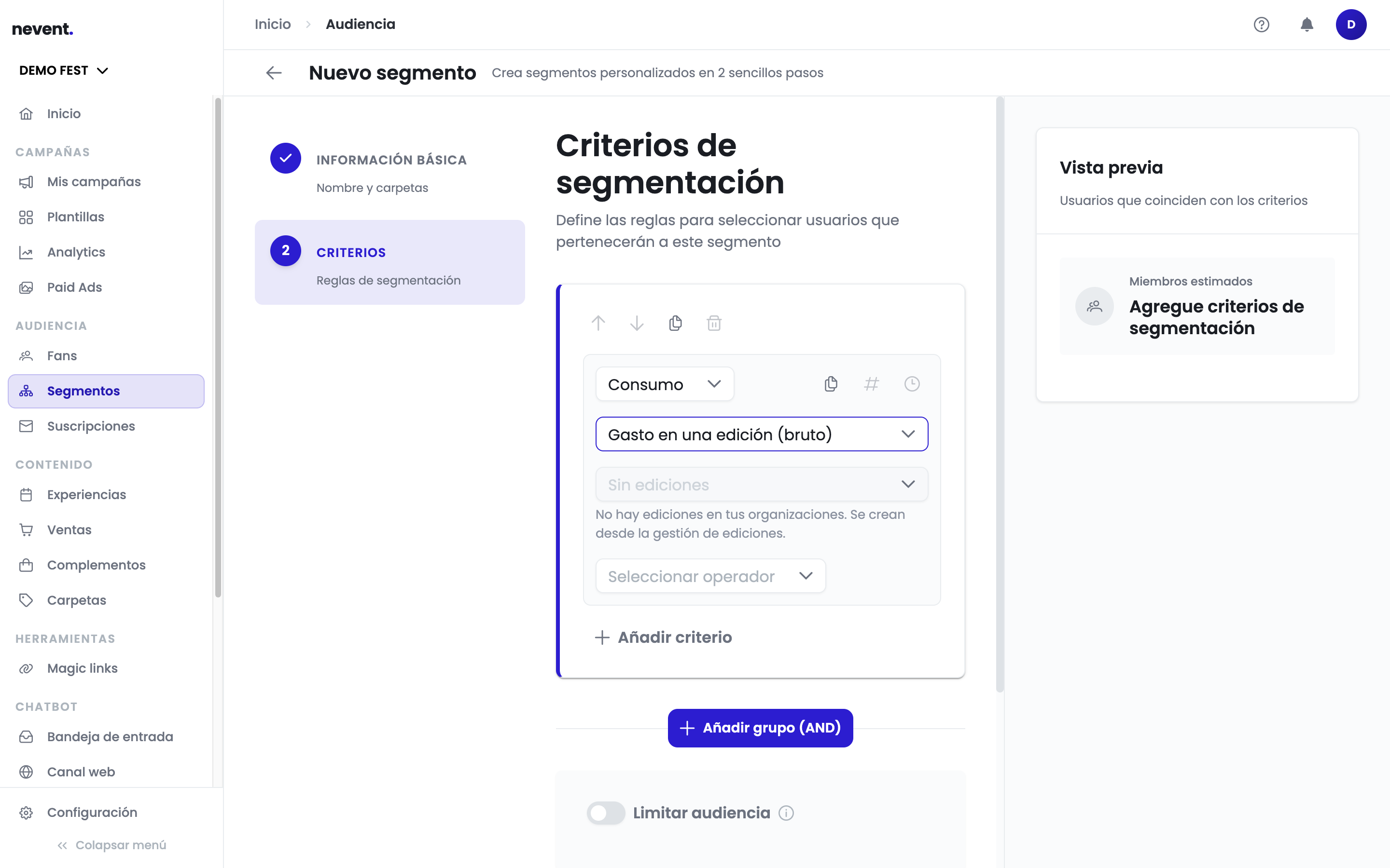 Editor de segmentos con el criterio Consumo → "Gasto en una edición (bruto)" seleccionado y, debajo, el selector de edición en estado "Sin ediciones" con el texto "No hay ediciones en tus organizaciones. Se crean desde la gestión de ediciones"