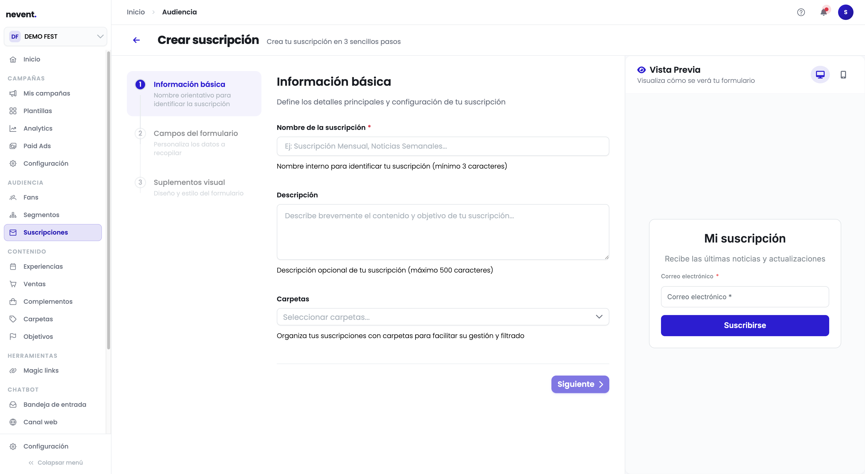 Pantalla "Información básica" del asistente con los campos Nombre, Descripción y Carpetas. A la derecha, la vista previa muestra el formulario con un campo de correo electrónico y el botón "Suscribirse"